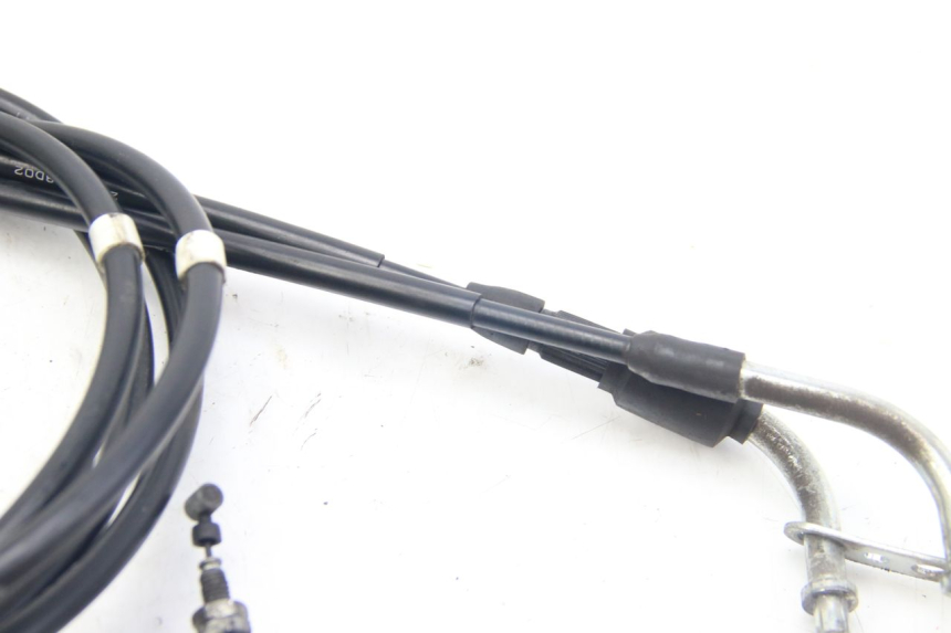 photo de ACCELERATOR CABLE SUZUKI SIXTEEN 125 (2008 - 2010) - Component detail