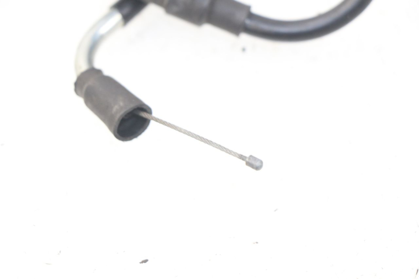 photo de THROTTLE CABLE PEUGEOT STREETZONE 2T 50 (2014 - 2019) - Zoom on usage condition