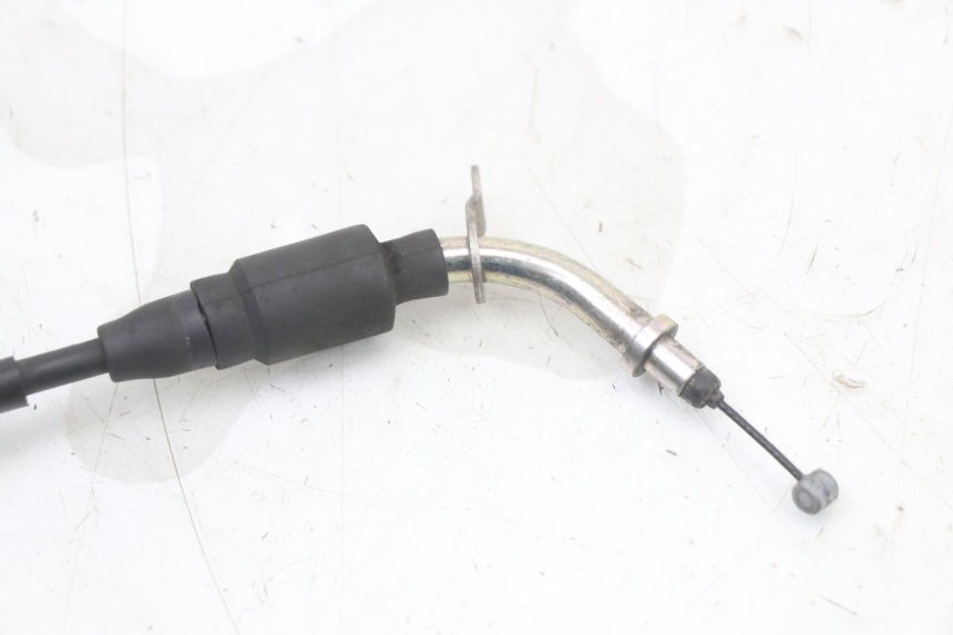 photo de THROTTLE CABLE SUZUKI BURGMAN 125 (2018 - 2021) - Technical close-up