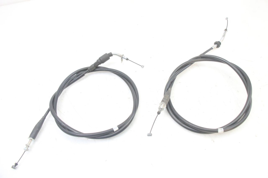 photo de THROTTLE CABLE SUZUKI BURGMAN 125 (2018 - 2021) - Component detail