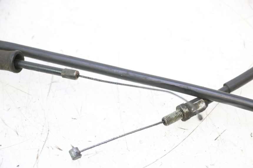photo de ACCELERATOR CABLE PIAGGIO VESPA LX 2T 50 (2005 - 2013) - Surface and material condition
