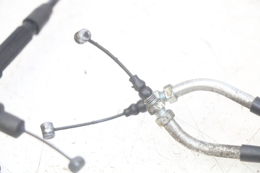 photo de ACCELERATOR CABLE YAMAHA X-CITY XCITY 125 (2007 - 2013) - Alternative perspective