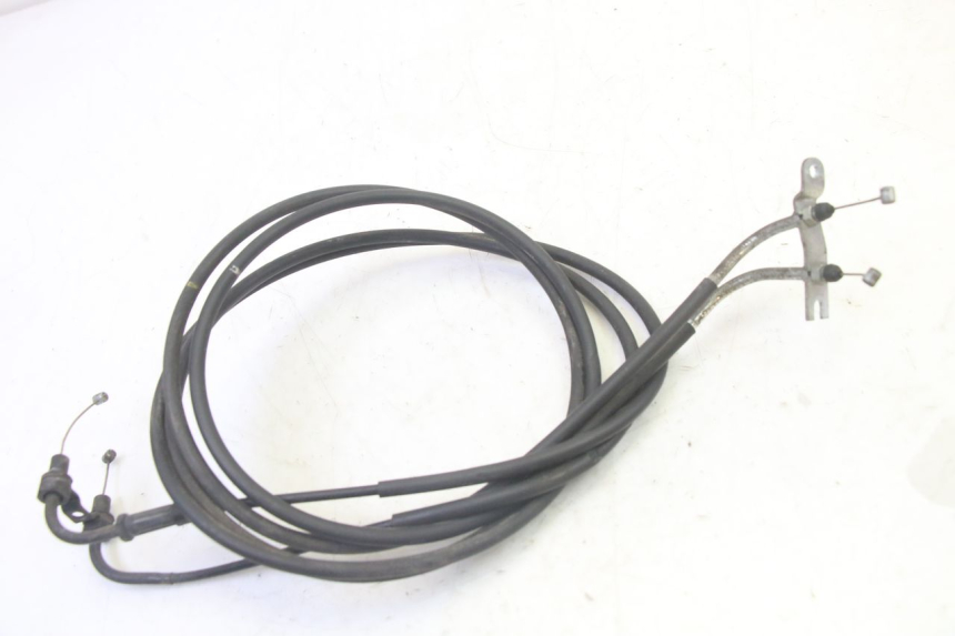 photo de ACCELERATOR CABLE YAMAHA X-MAX XMAX 250 (2006 - 2009) - Component detail