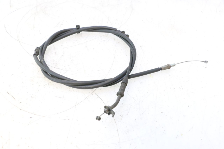 photo de THROTTLE CABLE PIAGGIO X8 STREET 125 (2006 - 2007) - Zoom on usage condition