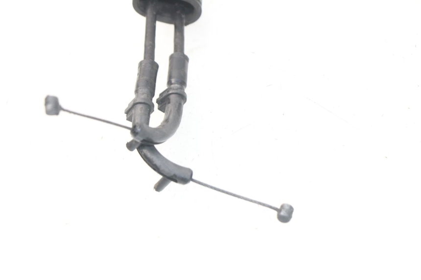 photo de THROTTLE CABLE YAMAHA YZ-F YZF 250 (2014 - 2018) - Technical close-up