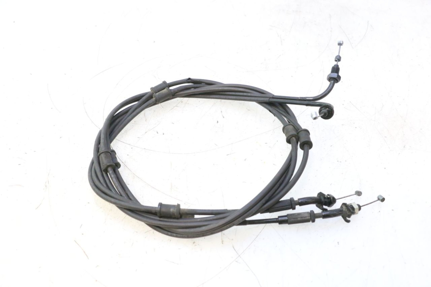 photo de THROTTLE CABLE PIAGGIO ZIP IGET 4T 50 (2021 - 2023) - Technical close-up