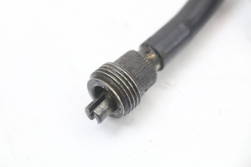 photo de TACHOMETER CABLE SUZUKI GN 125 (1997 - 2000) - Zoom on usage condition