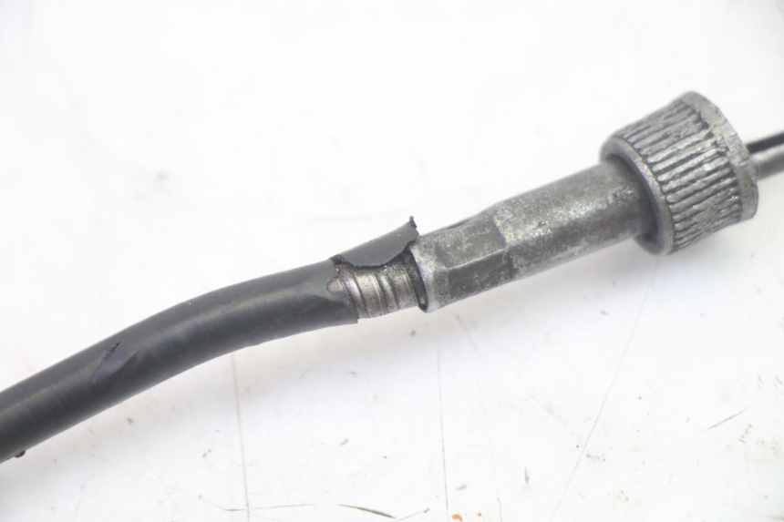 photo de SPEEDOMETER CABLE KAWASAKI GPZ RX 1000 (1986 - 1988) - Technical close-up