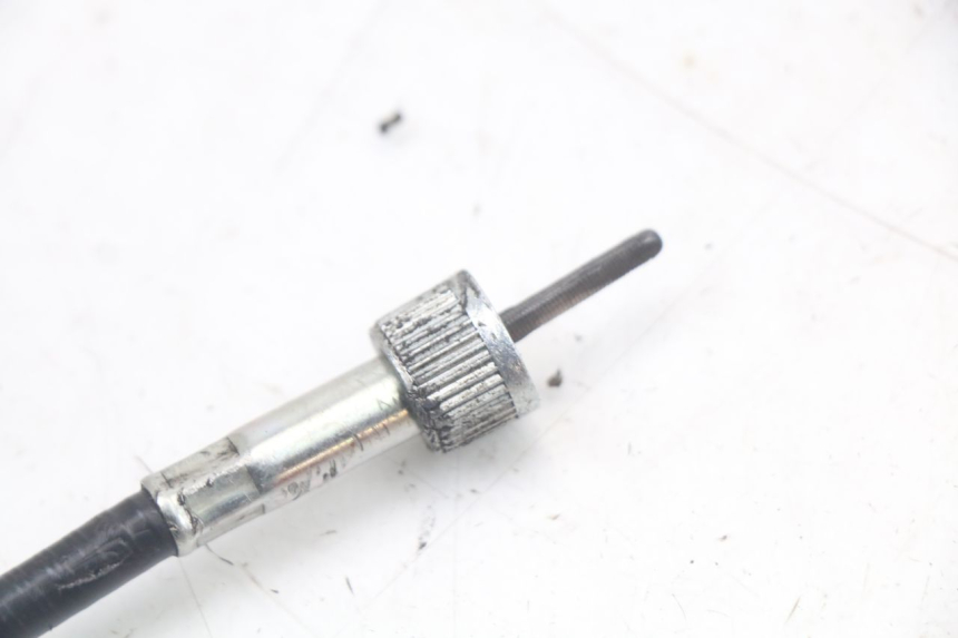 photo de SPEEDOMETER CABLE KAWASAKI GTR 1000 (1994 - 2004) - Alternative perspective