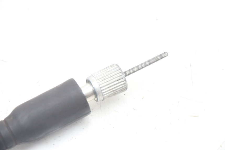 photo de SPEEDOMETER CABLE PEUGEOT KISBEE 4T 50 (2018 - 2022) - Alternative perspective