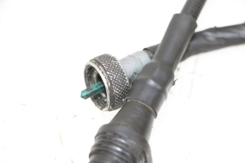 photo de SPEEDOMETER CABLE PIAGGIO VESPA GTS SUPER IE 125 (2009 - 2016) - Alternative perspective