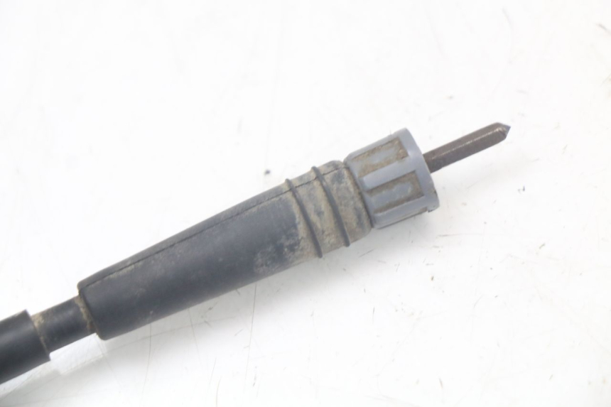 photo de SPEEDOMETER CABLE PEUGEOT XP6 50 (1997 - 2003) - Alternative perspective