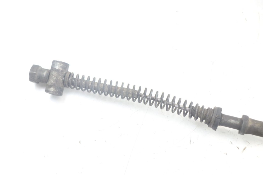 photo de REAR BRAKE CABLE MBK BOOSTER SPIRIT 50 (2004 - 2017) - Zoom on usage condition