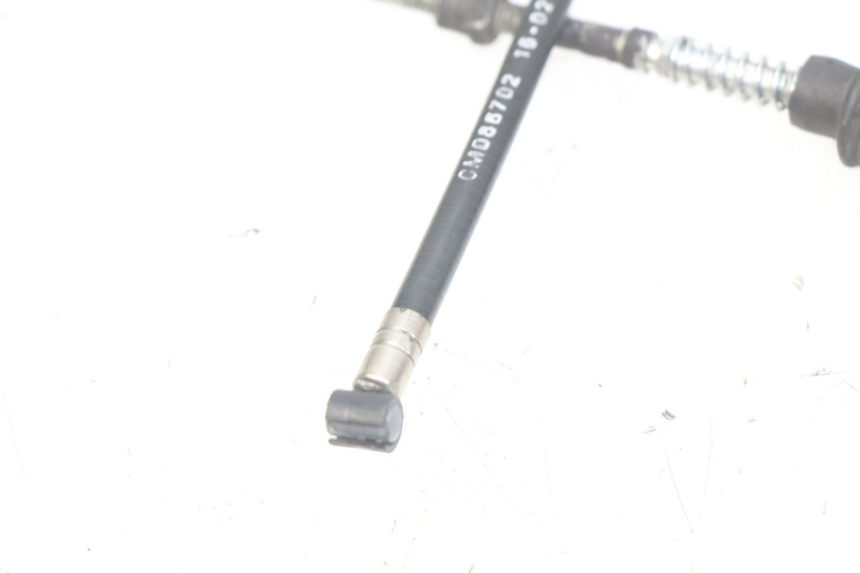 photo de REAR BRAKE CABLE PIAGGIO FLY 4T 50 (2013 - 2017) - Zoom on usage condition