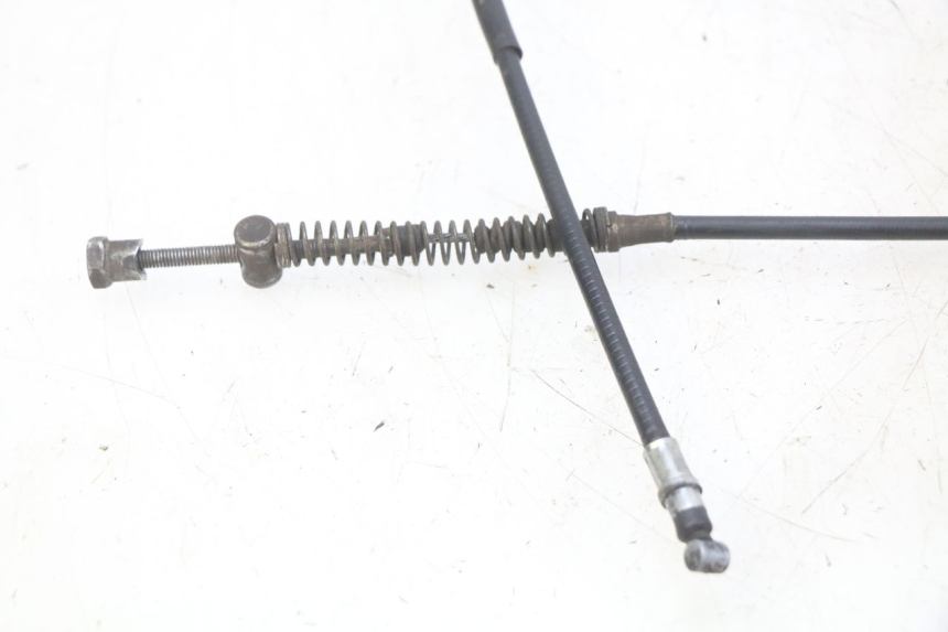 photo de REAR BRAKE CABLE PEUGEOT KISBEE 4T 50 (2010 - 2017) - Zoom on usage condition