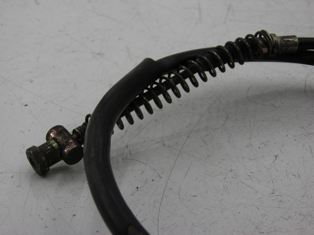 photo de REAR BRAKE CABLE KYMCO AGILITY CITY 4T 50 (2008 - 2016) - Zoom on usage condition