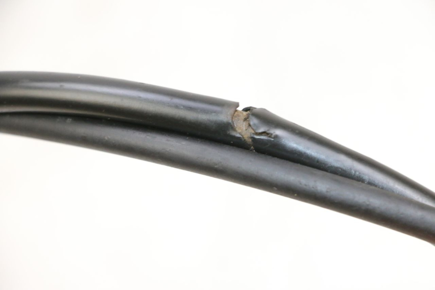 photo de REAR BRAKE CABLE NECO TEMPO 4T 50 (2022 - 2026) - Zoom on usage condition