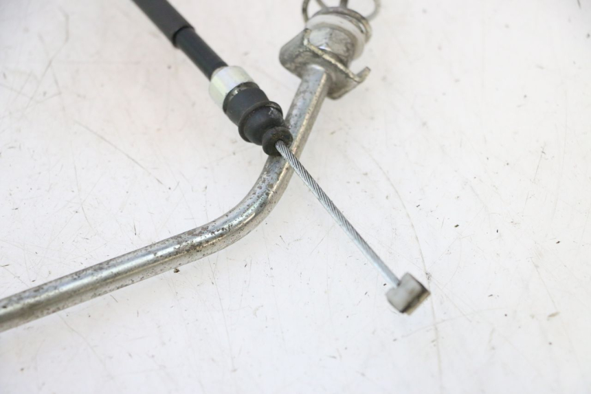 photo de PARKING BRAKE CABLE PIAGGIO MP3 HPE 530 (2022 - 2026) - Zoom on usage condition