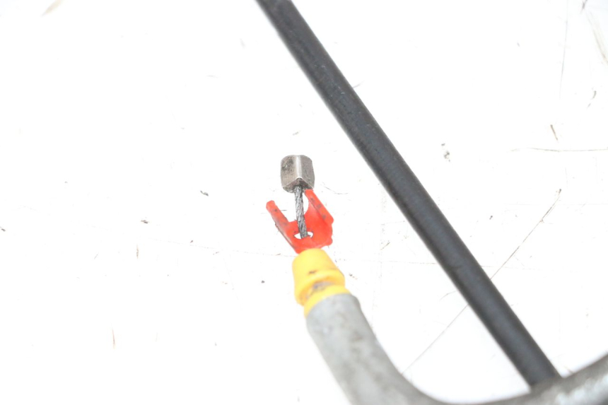 photo de SEAT OPENING CABLE SUZUKI BURGMAN 125 (2007 - 2014) - Zoom on usage condition