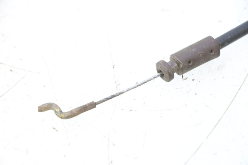 photo de SEAT LOCK CABLE PEUGEOT ELYSTAR 50 (2002 - 2014) - Zoom on usage condition