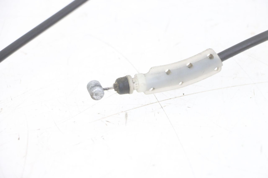 photo de SEAT LOCK CABLE HONDA FORZA ABS 300 (2013 - 2017) - Technical close-up