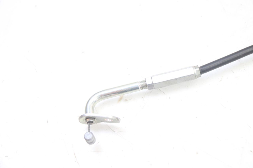 photo de SEAT OPENING CABLE PEUGEOT KISBEE 4T 50 (2018 - 2022) - Zoom on usage condition