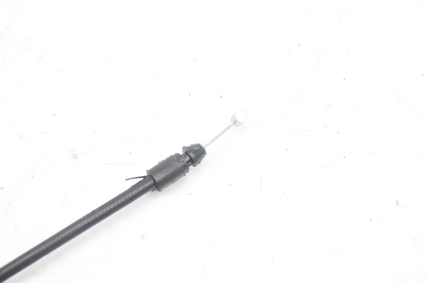 photo de SEAT LOCK CABLE PIAGGIO MP3 HPE 310 (2024 - 2025) - Technical close-up