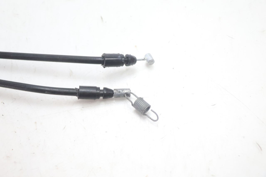 photo de SEAT LOCK CABLE PIAGGIO MP3 HPE 530 (2022 - 2026) - Alternative perspective