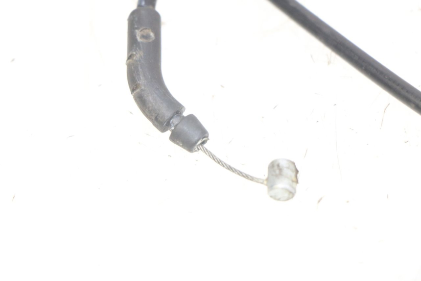 photo de SEAT OPENING CABLE GILERA NEXUS 125 (2007 - 2009) - Zoom on usage condition