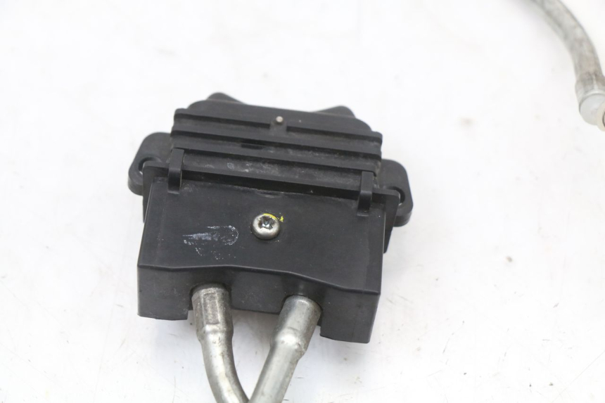 photo de SEAT LOCK CABLE HONDA PCX (JF47) 125 (2012 - 2013) - Zoom on usage condition