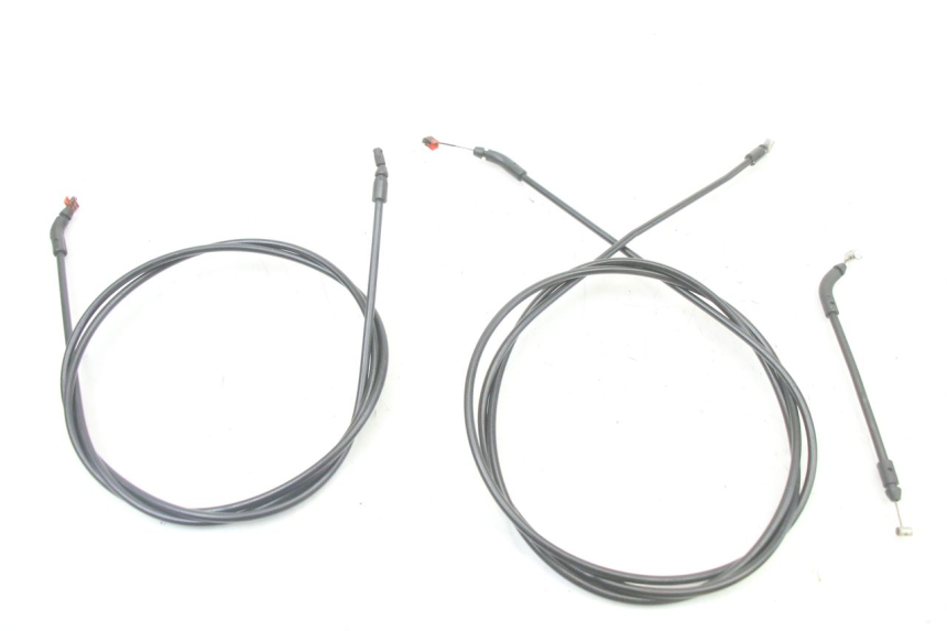 photo de SEAT OPENING CABLE PIAGGIO MP3 LT 400 (2007 - 2012) - Zoom on usage condition
