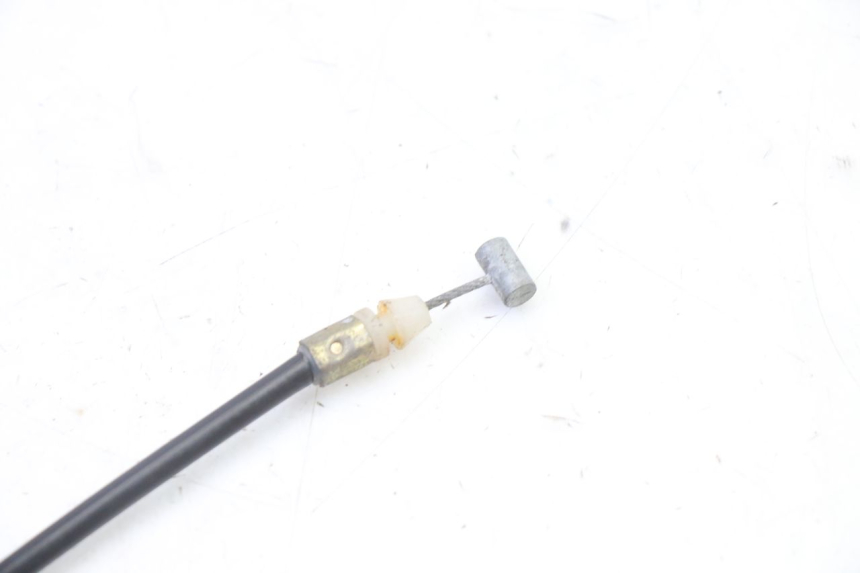 photo de SEAT LOCK CABLE MAG POWER R-STREET 50 (2016 - 2025) - Zoom on usage condition