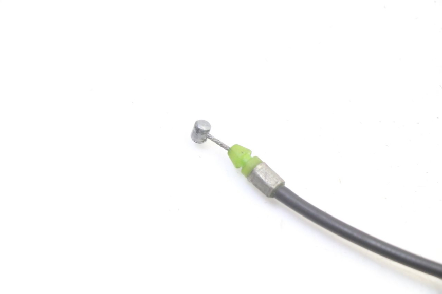 photo de SEAT LOCK CABLE HONDA ST PAN EUROPEAN 1300 (2002 - 2013) - Zoom on usage condition