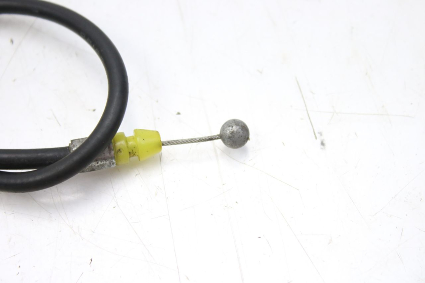 photo de SEAT OPENING CABLE SUZUKI SV S 650 (1999 - 2002) - Zoom on usage condition