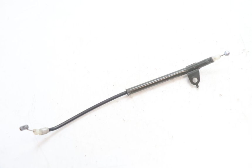 photo de SEAT LOCK CABLE SUZUKI SV S 650 (2003 - 2009) - Alternative perspective