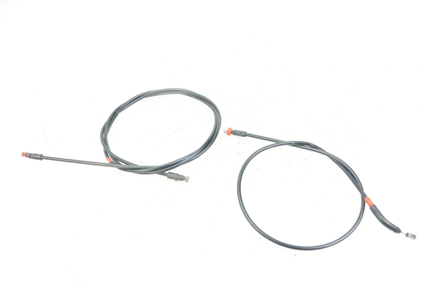 photo de SEAT OPENING CABLE PIAGGIO X10 125 (2012 - 2017) - Component detail
