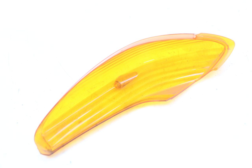photo de REAR RIGHT TURN SIGNAL LENSE HONDA NES AROBASE 125 (2000 - 2003) - Technical close-up