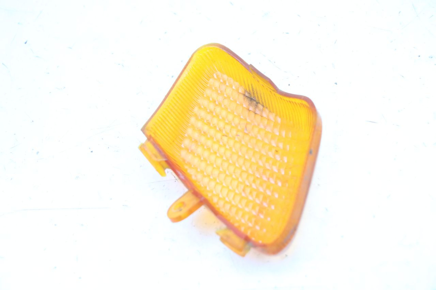 photo de REAR LEFT TURN SIGNAL LENSE MBK BOOSTER NEXT GENERATION 50 (1995 - 1998) - Zoom on usage condition