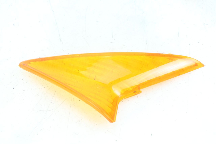 photo de LEFT REAR TURN SIGNAL LENS HONDA SCV LEAD 100 (2003 - 2007) - Technical close-up