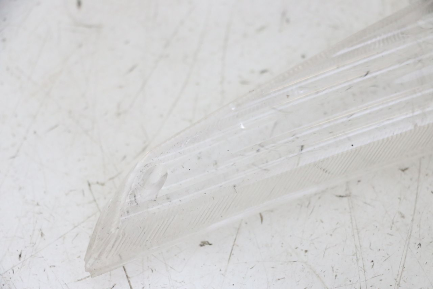 photo de FRONT RIGHT TURN SIGNAL LENSE PEUGEOT VIVACITY NEW 2T 50 (2008 - 2017) - Markings and original references