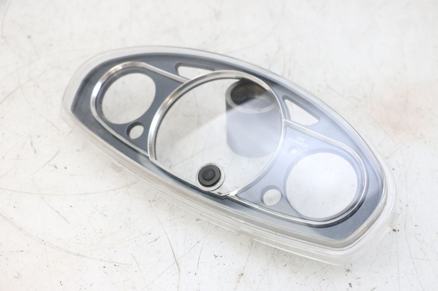 photo de SPEEDOMETER LENSE SUZUKI BURGMAN 125 (2007 - 2014) - Component detail