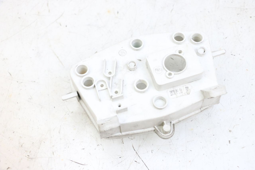 photo de SPEEDOMETER COVER PEUGEOT KISBEE 4T 50 (2018 - 2022) - Zoom on usage condition