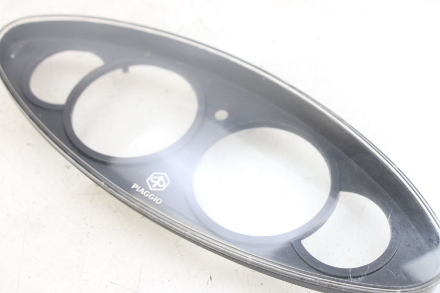 photo de SPEEDOMETER COVER PIAGGIO X9 125 (2000 - 2003) - Component detail