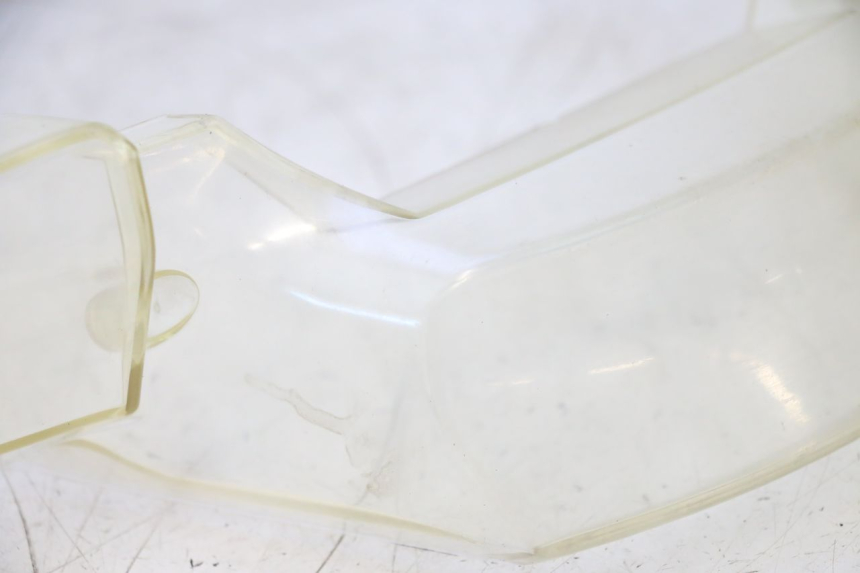 photo de TAIL LIGHT LENSE MBK BOOSTER ROCKET 50 (1995 - 1998) - Technical close-up