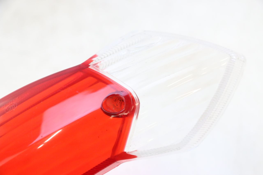 photo de TAIL LIGHT LENSE PEUGEOT KISBEE 4T 50 (2023 - 2026) - Component detail