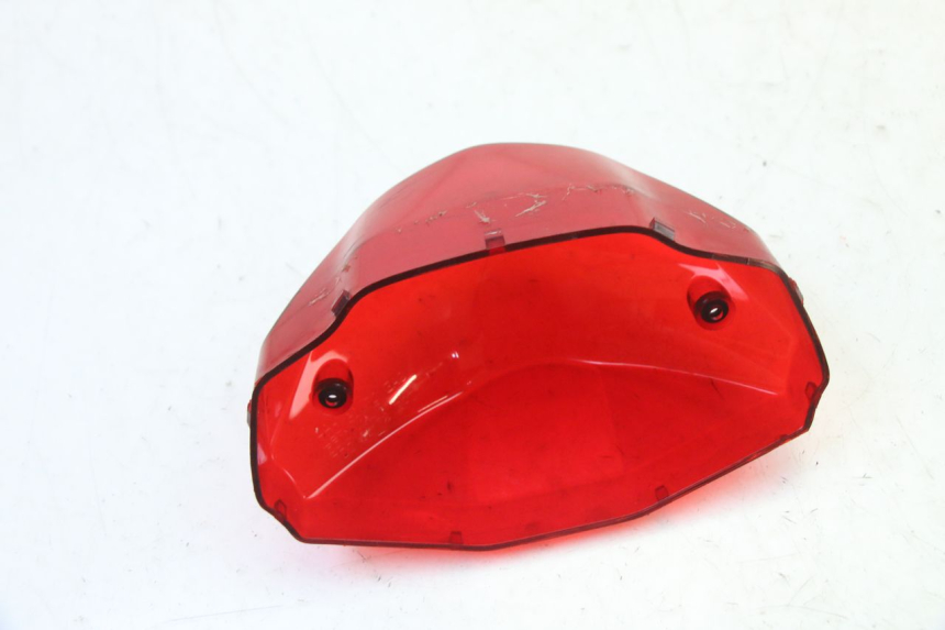 photo de REAR LIGHT LENS SYM ORBIT 2 4T 50 (2008 - 2017) - Zoom on usage condition