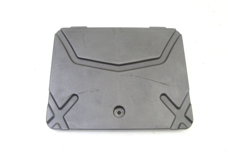 photo de BATTERY COVER KYMCO AGILITY 4T 50 (2005 - 2018) - Component detail