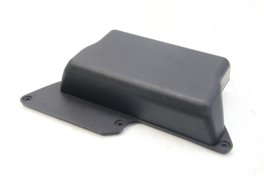 photo de BATTERY COVER PIAGGIO BEVERLY 125 (2010 - 2015) - Zoom on usage condition