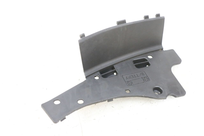 photo de BATTERY COVER SUZUKI BURGMAN 125 (2007 - 2014) - Main view