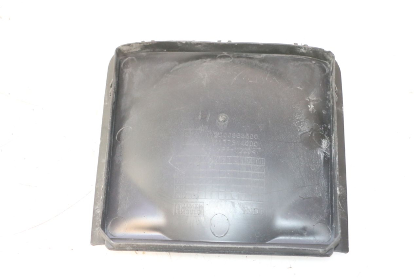 photo de BATTERY COVER PEUGEOT CITYSTAR 125 (2011 - 2017) - Alternative perspective